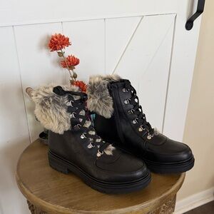 NWOT Sun + Stone Orlaa Cold-Weather Lug Sole Boots, Black, Size 9.5